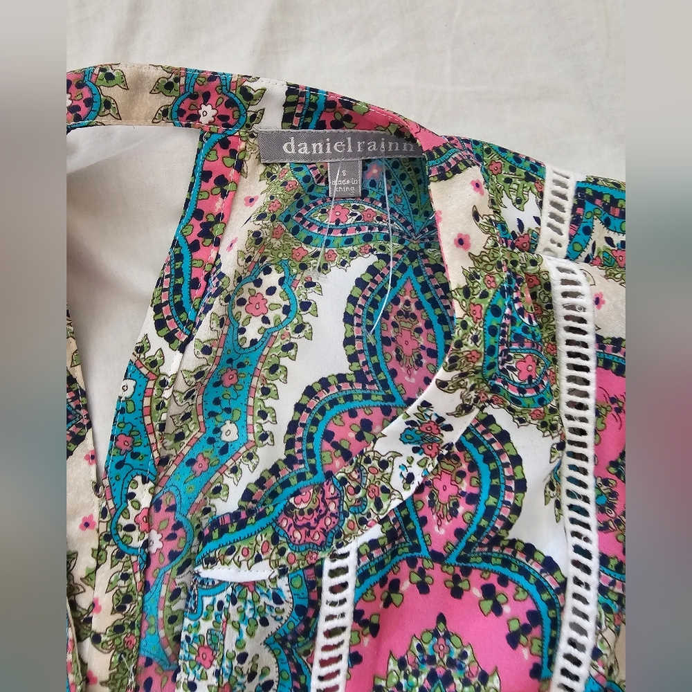 💚Daniel Rainn Sleeveless Lined Paisley Blouse New Without Tag - Picture 3 of 4